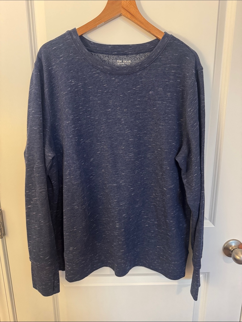 tek gear Navy Heather Long-Sleeve Crew Shirt